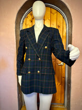 Load image into Gallery viewer, Vintage Pendleton Classic Double-breasted Tartan Plaid Wool Blazer,  Women’s size 6, circa 1980-90s
