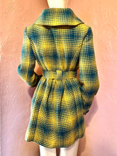 Lade das Bild in den Galerie-Viewer, Colorful Y2K Tweed Peacoat Belted Coat by Tulle for Anthropologie, Teal Blue and Yellow, Size XL
