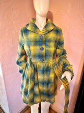 Lade das Bild in den Galerie-Viewer, Colorful Y2K Tweed Peacoat Belted Coat by Tulle for Anthropologie, Teal Blue and Yellow, Size XL
